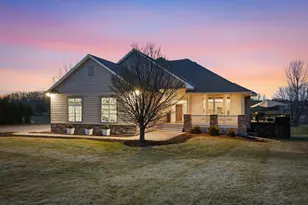 10140 Deer Haven Ct, Lakeville, MN 55044 - Photo 1