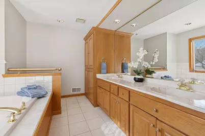 5043 Isle Avenue N, Lake Elmo, MN 55042 - Photo 30