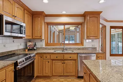 5043 Isle Avenue N, Lake Elmo, MN 55042 - Photo 20