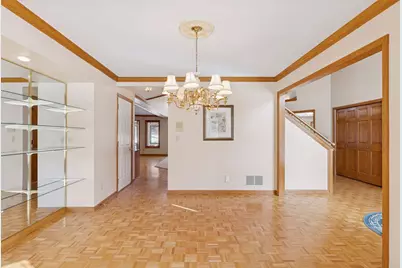 5043 Isle Avenue N, Lake Elmo, MN 55042 - Photo 14