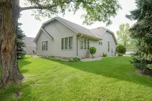 3720 Ladyslipper Ln N, Brooklyn Park, MN 55443 - Photo 2