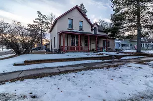 303 4th Ave NE, Saint Cloud, MN 56304 - Photo 1