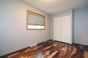 323 Morningside Cir, Saint Paul, MN 55119 - Photo 14