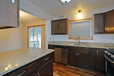 323 Morningside Circle, Saint Paul, MN 55119 - Photo 8