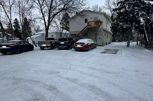 1038 College Street N, Fargo, ND 58102 - Photo 2