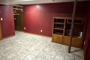 1240 Maplewood Dr, Worthington, MN 56187 - Photo 36