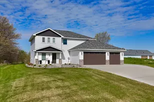 433 60th Ave SE, Saint Cloud, MN 56304 - Photo 2