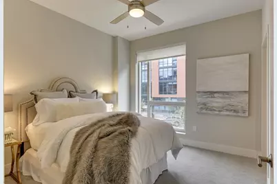 212 10th Avenue S #914, Minneapolis, MN 55415 - Photo 16