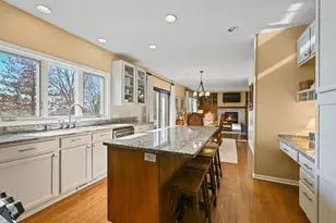 623 Carver Bluffs Pkwy, Carver, MN 55315 - Photo 12