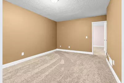 4445 Fallgold Parkway N, Brooklyn Park, MN 55443 - Photo 30