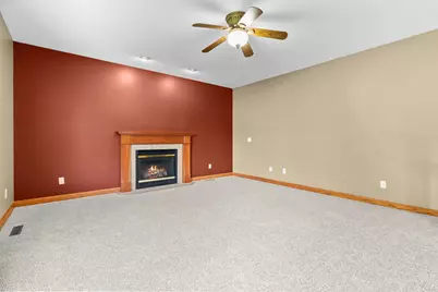 4445 Fallgold Parkway N, Brooklyn Park, MN 55443 - Photo 12