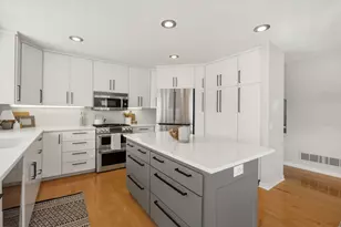 1309 Aspen Dr, Burnsville, MN 55337 - Photo 8