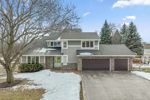1309 Aspen Dr, Burnsville, MN 55337 - Photo 2
