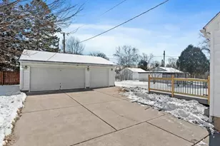 4350 Jersey Ave N, Crystal, MN 55428 - Photo 4