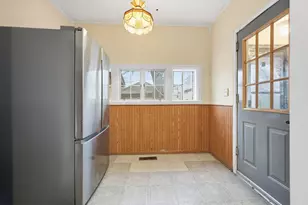 1092 Sims Ave, Saint Paul, MN 55106 - Photo 12