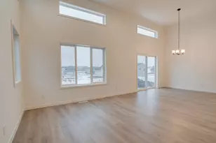 2516 38th Ave S, Moorhead, MN 56560 - Photo 8