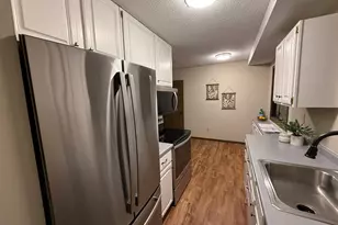 2106 Tamarin Trail, Golden Valley, MN 55427 - Photo 12