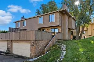 2106 Tamarin Trail, Golden Valley, MN 55427 - Photo 24