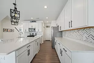 7161 Walnut Grove Way N, Maple Grove, MN 55311 - Photo 8