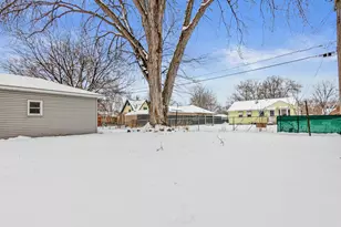 5306 Queen Ave N, Brooklyn Center, MN 55430 - Photo 4