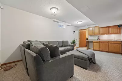 2001 Henry Street N, North Saint Paul, MN 55109 - Photo 22