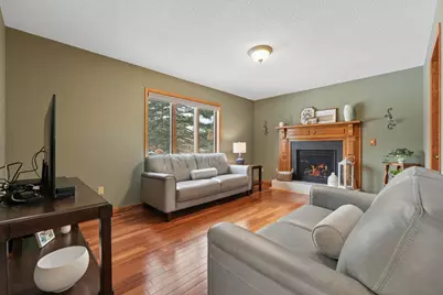 2001 Henry Street N, North Saint Paul, MN 55109 - Photo 14