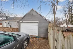 1216 5th St SE, Rochester, MN 55904 - Photo 2