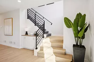 6132 Oaklawn Ave, Edina, MN 55424 - Photo 12