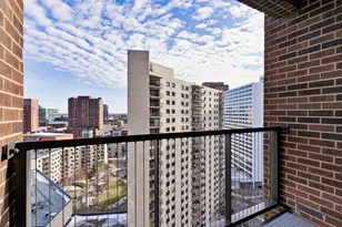 1201 Yale Pl, Minneapolis, MN 55403 - Photo 34