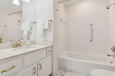 1201 Yale Place #1608, Minneapolis, MN 55403 - Photo 32