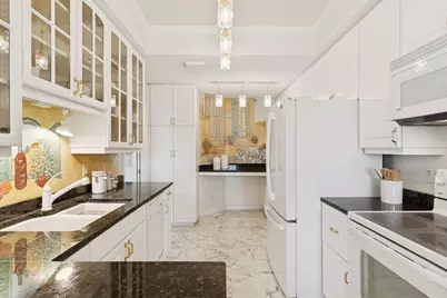 1201 Yale Place #1608, Minneapolis, MN 55403 - Photo 14