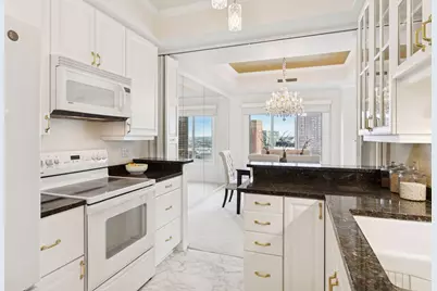 1201 Yale Place #1608, Minneapolis, MN 55403 - Photo 16