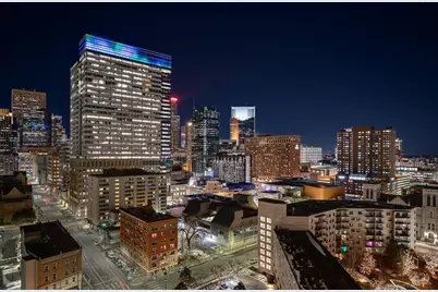 1201 Yale Place #1608, Minneapolis, MN 55403 - Photo 2