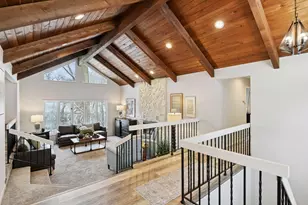 16120 Rosemary Ln, Minnetonka, MN 55391 - Photo 4