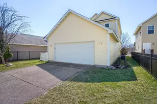 2755 Faulkner Dr, Chaska, MN 55318 - Photo 26
