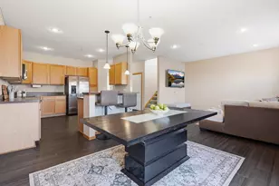 4580 Blaylock Cir, Inver Grove Heights, MN 55076 - Photo 2