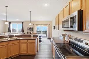 4580 Blaylock Cir, Inver Grove Heights, MN 55076 - Photo 6