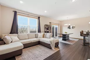 4580 Blaylock Cir, Inver Grove Heights, MN 55076 - Photo 10