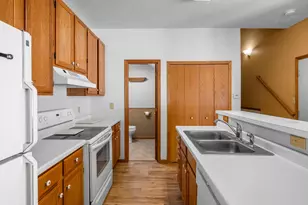 15554 Garnet Way, Apple Valley, MN 55124 - Photo 46