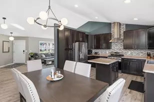 12634 Inglewood Ave S, Savage, MN 55378 - Photo 14