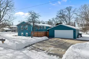 8400 27th Pl N, New Hope, MN 55427 - Photo 36