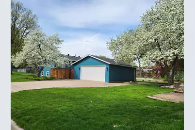 8400 27th Place N, New Hope, MN 55427 - Photo 40