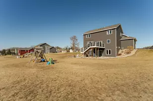 330 5th St SE, Oronoco, MN 55960 - Photo 4