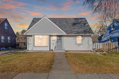 203 Moreland Avenue E, West Saint Paul, MN 55118 - Photo 1