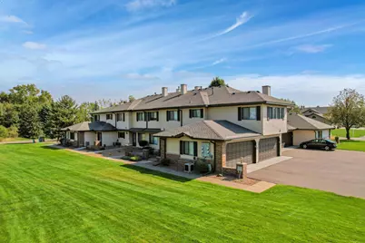 9900 55th Avenue N #8, Plymouth, MN 55442 - Photo 2