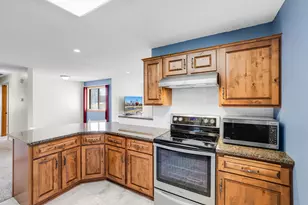 9900 55th Ave N, Plymouth, MN 55442 - Photo 8