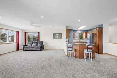 9900 55th Avenue N #8, Plymouth, MN 55442 - Photo 10