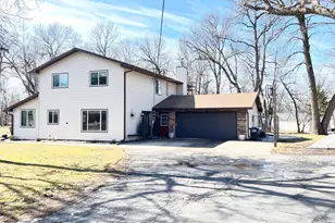 11096 Co Hwy 17, Detroit Lakes, MN 56501 - Photo 2