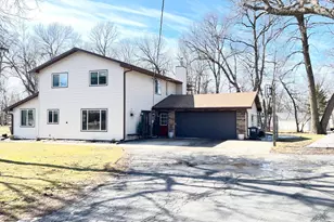 11096 Co Hwy 17, Detroit Lakes, MN 56501 - Photo 2