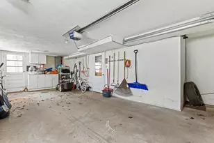 215 N Hill St, Marshall, MN 56258 - Photo 38